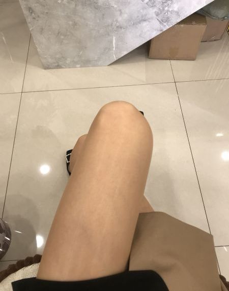 欧美女人牵着狗_高清电影大全在线