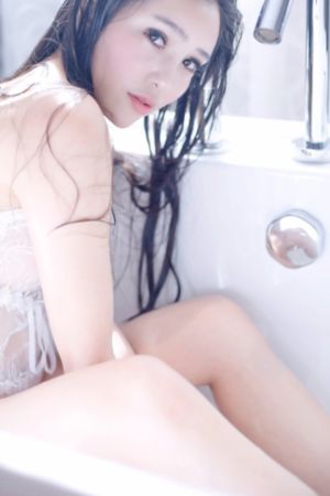 亚洲欧美另类更新_HD高清完整电影