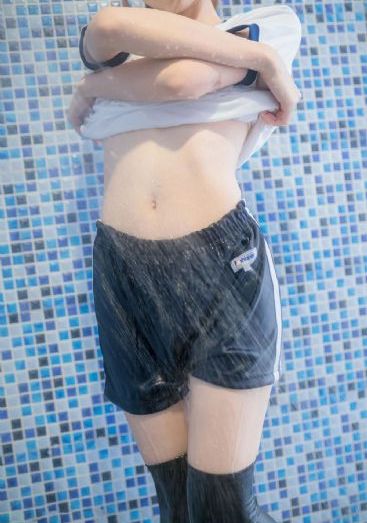 欧美情趣内衣开档视频_4K全集免费观看