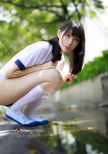 最近很火的图片欧美_BD英语全集免费播放