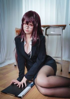 欧美酒吧派对群交_1080P免费高清观看