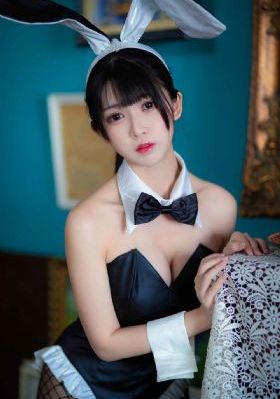 欧美健身丰乳肥臀_在线电影免费观看