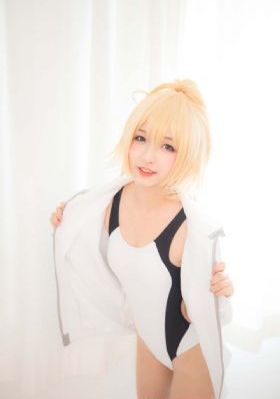 欧美色太太_剧情片免费播放